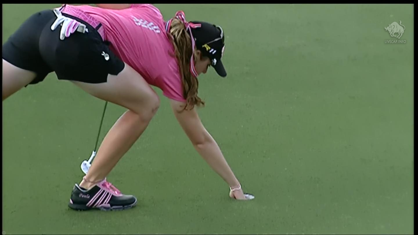 |[EN[}[(Paula Creamer)