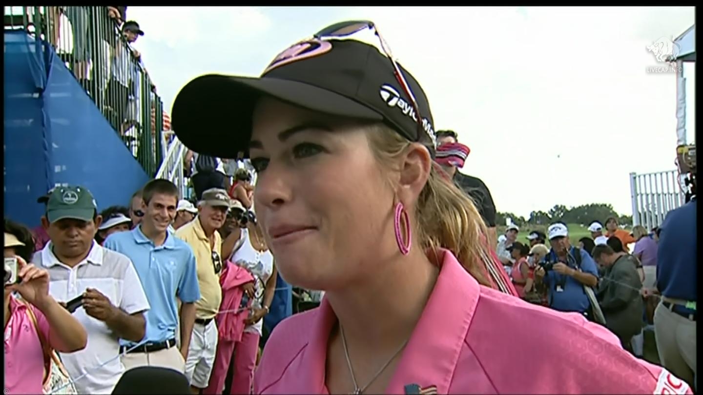 |[EN[}[(Paula Creamer)